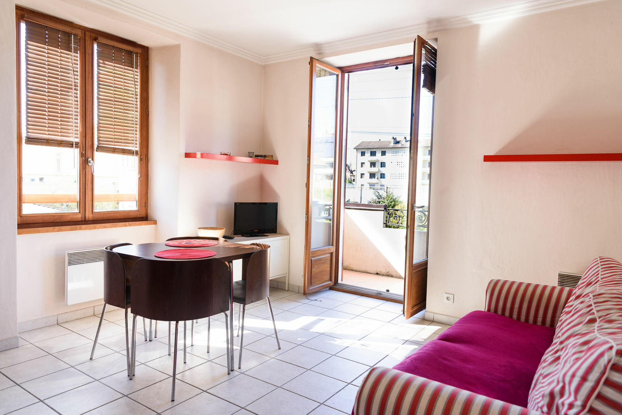 Les Z'Hirondelles Hotel Annecy Kültér fotó